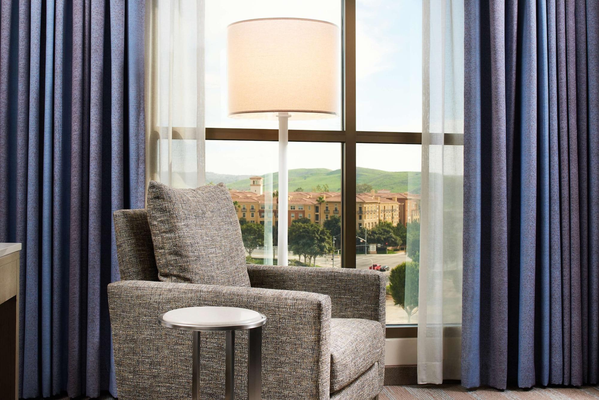 Doubletree By Hilton Irvine Spectrum Exteriér fotografie