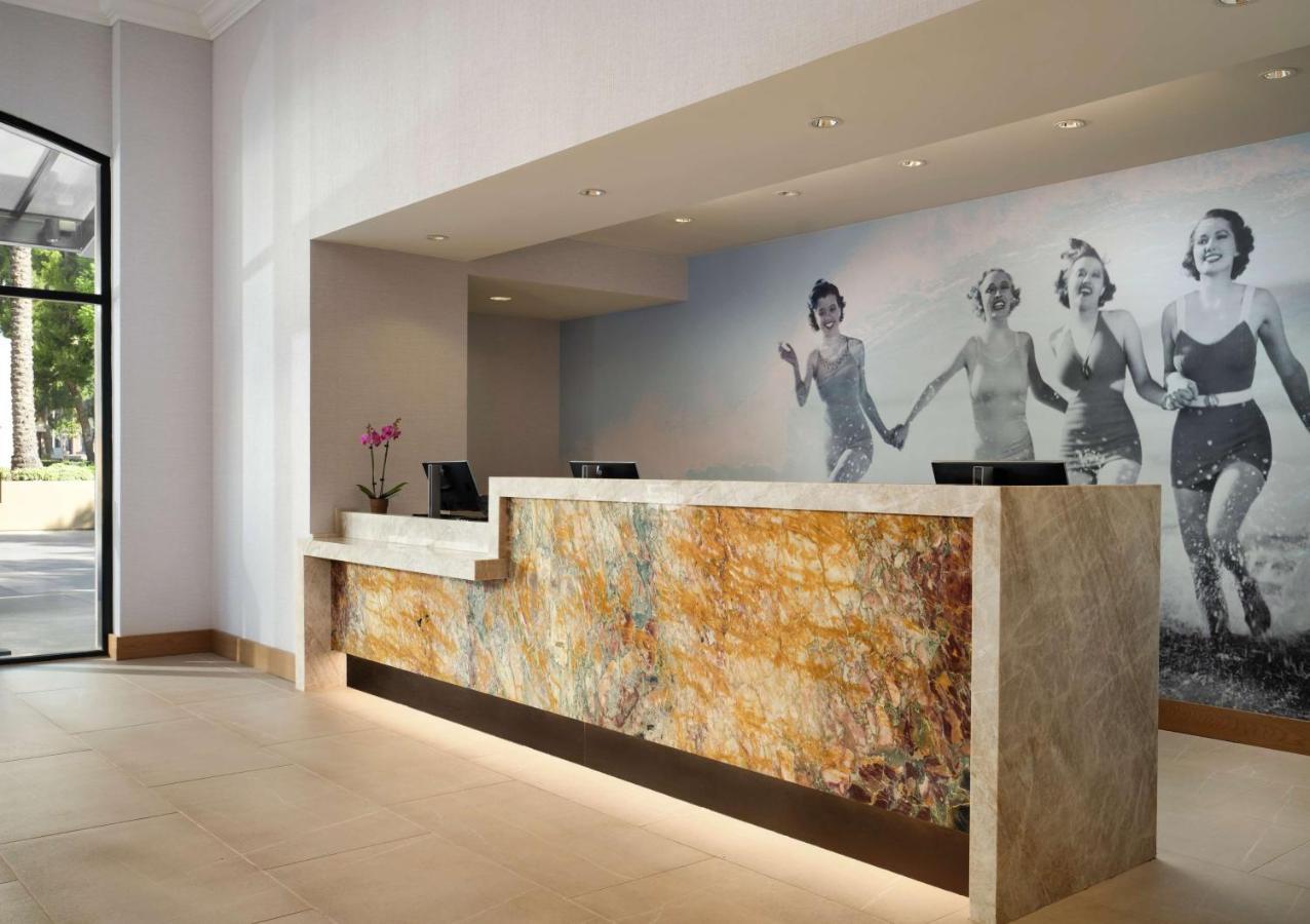Doubletree By Hilton Irvine Spectrum Exteriér fotografie